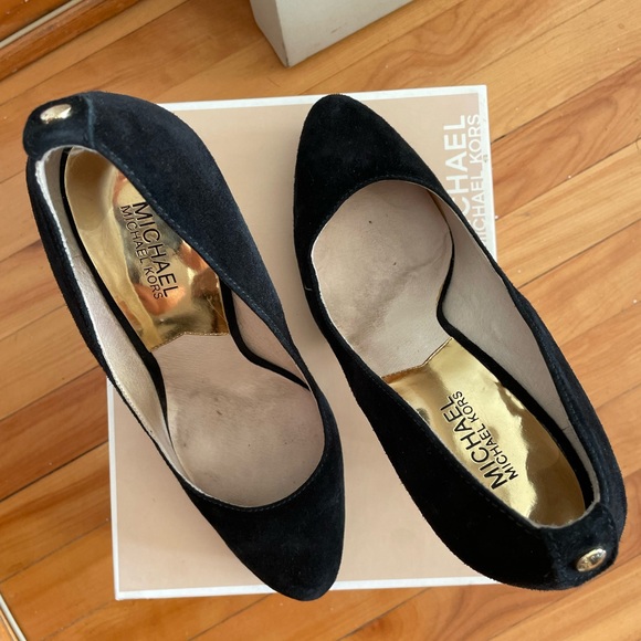 Black heels - Picture 2 of 6